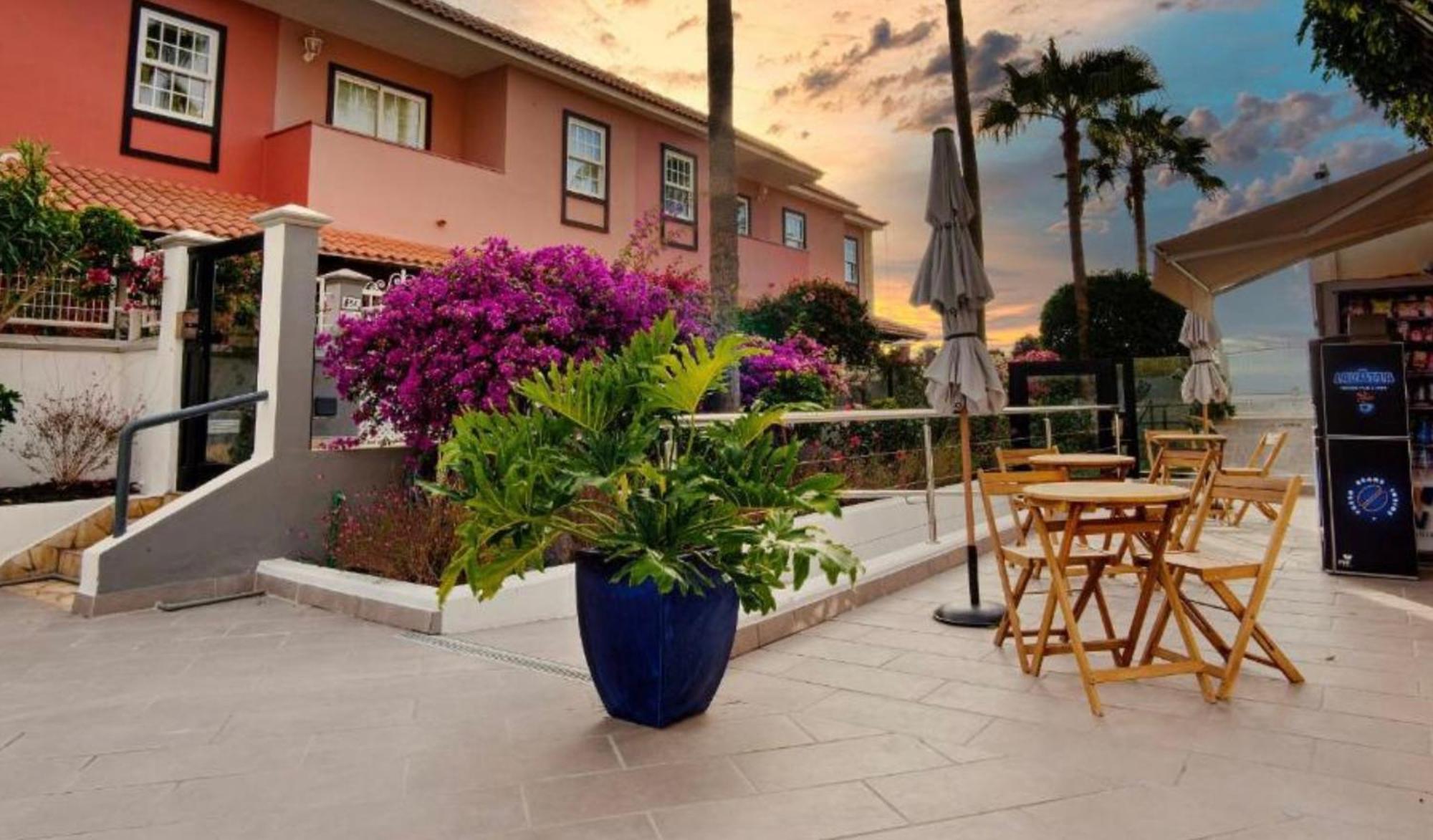 Gorgeous View Capitana Adeje 4bd-3bth-sauna Villa
